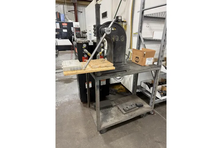 Used _UNKNOWN_ _UNKNOWN_ Arbor Presses Utah US | KD Auctions #1549165