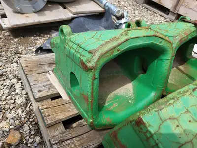 Bucket Tooth Adaptor 8130H112TK-E3-2