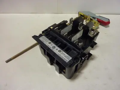 USED ALLEN BRADLEY 1494V-DS30 SER A