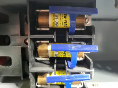 USED SQUARE D MODEL 6