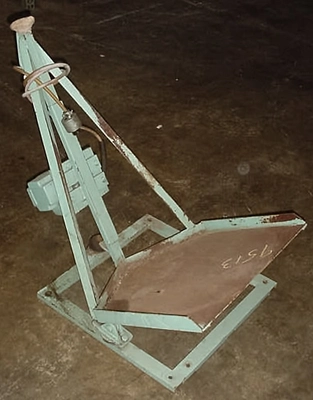 USED VAC U MAX TILT TABLE TILT TABLE