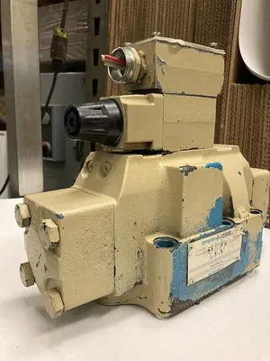USED VICKERS DG4V-3-2A-M-W-B-40