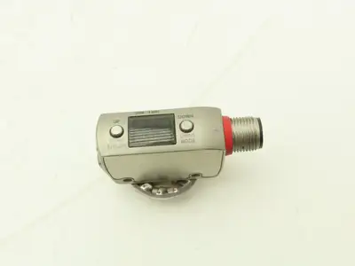 Keyence LR-ZB90CB Self-Contained CMOS Photoelectric Laser Proximity Sensor
