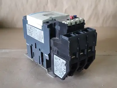 USED SCHNEIDER ELECTRIC LC1D4011
