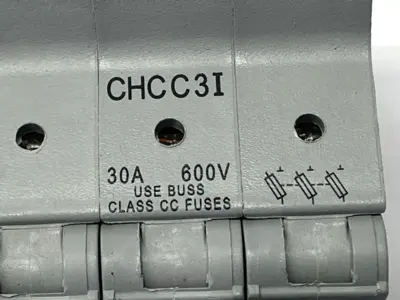 Used Bussmann Fuseholder 3-Pole 600V 30A Fuse Accessories Michigan US | Maverick Industrial Sales #1400856
