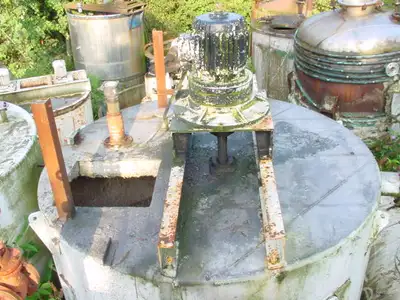 7500L S/S Vert.Enc.Mixing Tank