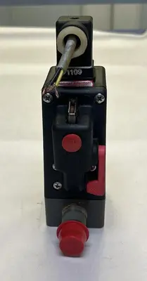 Used GEMU 20510D2114123050/60 Solenoid Valves Ohio US | Surplus Asset Holdings #1247168