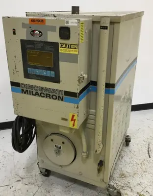 USED CINCINNATI MILACRON DD-100
