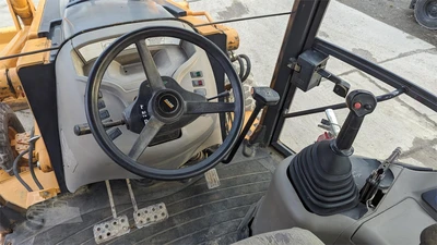 USED 2005 CASE 590SM