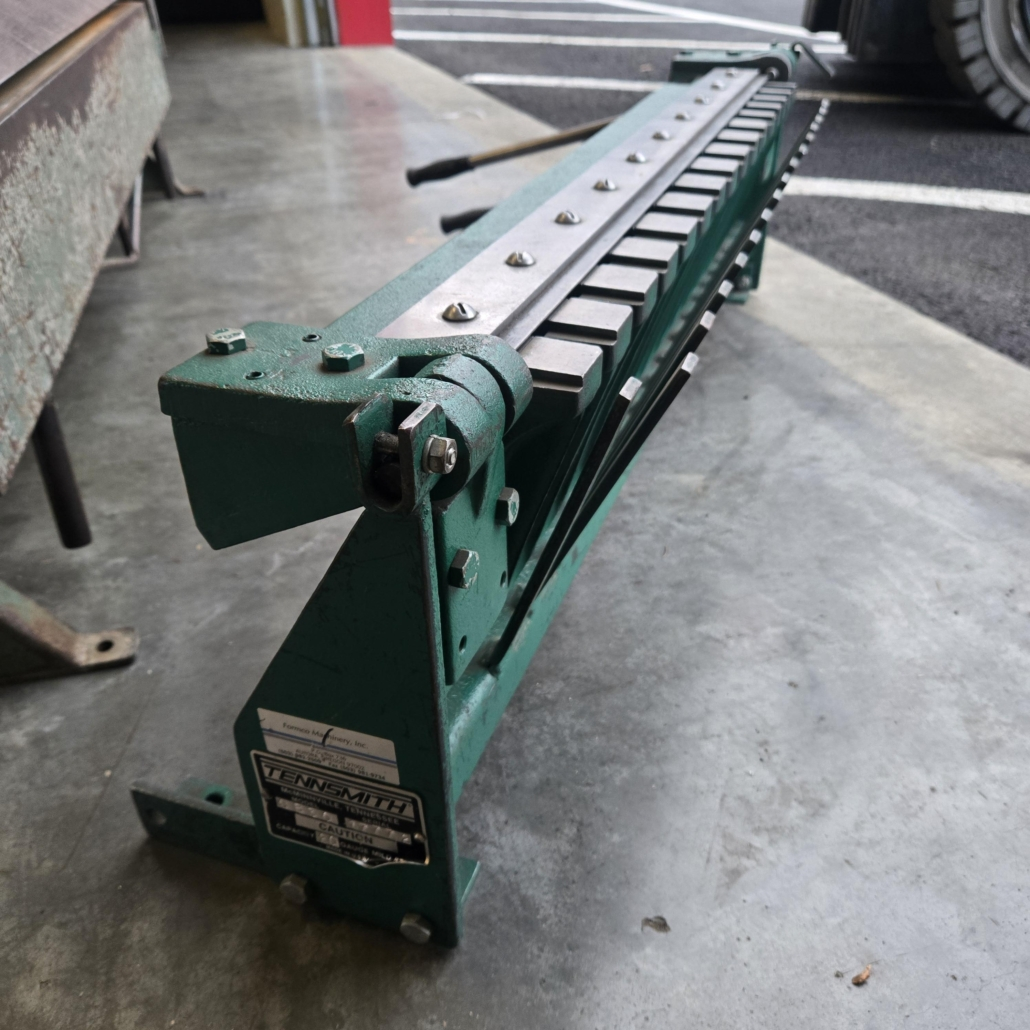 U14728 Tennsmith CB30 cleat bender