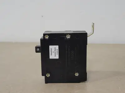 USED EATON M1640