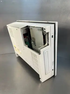 Advantech PPC-L158T-R90-AXE 100-240Vac- 50/60Hz 2-1A (9.5.1)