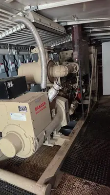 USED CUMMINS/STAMFORD 300KW DIESEL GENERATOR