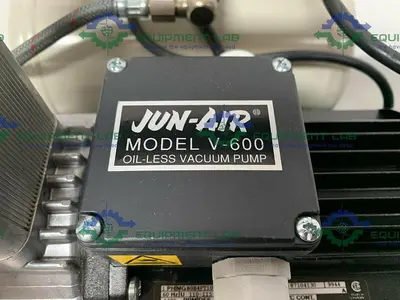 USED JUN-AIR V-600 OIL-LESS VACUUM PUMP 1PH/110-115V