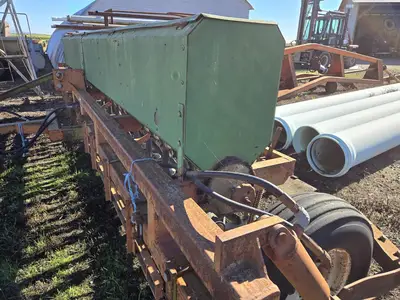 USED 1986 JOHN DEERE 7000