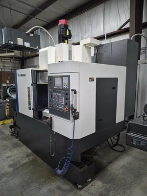 Used 2012 HYUNDAI WIA F 400 Vertical Machining Centers Missouri US | Revelation Machinery #1541195