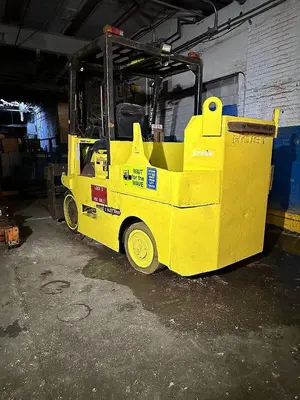 Used HOIST FKE 15 4-Wheel Sit down Electric Counterbalance Forklifts Michigan US | Aucto #1334359