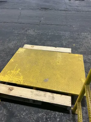 Crossover Stairs