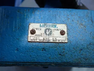 USED VICKERS C5G825S3