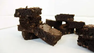 KRUMBEIN | KSSM Vertical In-Pan, Sheet Tray Slicer | Brownie Portioning