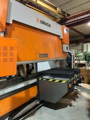 Used 2017 ERMAKSAN 242 TON X 12' ERMAK SPEED BEND Press Brakes Illinois US | Lion Machinery #1405162