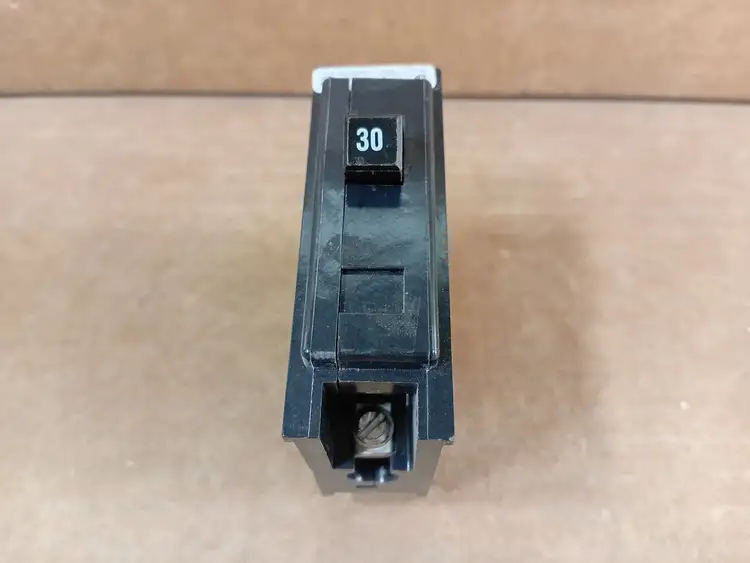Used CUTLER-HAMMER BA130 Switchgears British Columbia CA | Lenmark #1438710