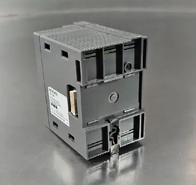 KEYENCE KV-U4 AC POWER SUPPLY 100 TO 240VAC 50/60HZ OUTPUT 24 VDC Loc 4B-21