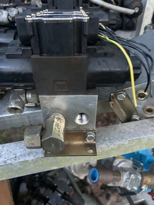 Used YUKEN DSG-01-3C2-D24-6090 Hydraulic and Pneumatic Motors South Carolina US | Jkbvending #1494774