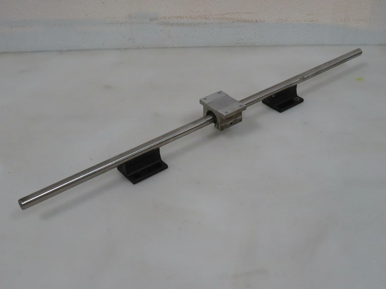 Used THOMSON INDUSTRIES _UNKNOWN_ Bearings | OCO Industrial #1658949