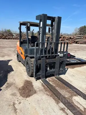 Used 2022 DOOSAN D50C-9 Internal Combustion Forklifts: Pneumatic Tire Florida US | Forklift Exchange #1274454