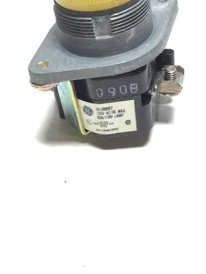 GE 55-200097 Heavy-Duty Oil-Tight Yellow Pilot Light