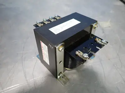 NEW SQUARE D 9070E051D1