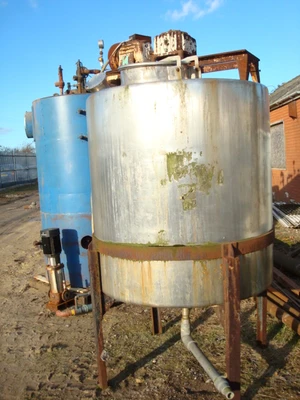 1200L S/S Enclosed Mixing Tank 1.5Kw