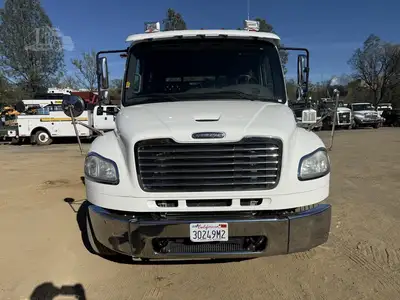 Used 2018 FREIGHTLINER BUSINESS CLASS M2 106 Hooklifts & Roll-Offs California US | Mittry Construction #1363502