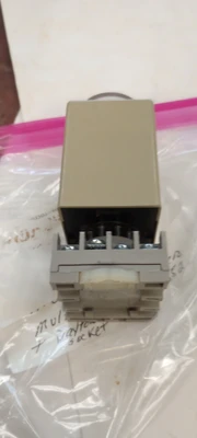 Used ANLY AH-3NA MULTI-RANGE ANALOGUE TIMER AND 5X852F SOCKET Circuit Breakers Arizona US | ASSET CONVERSION SPECIALISTS, INC. #1418215