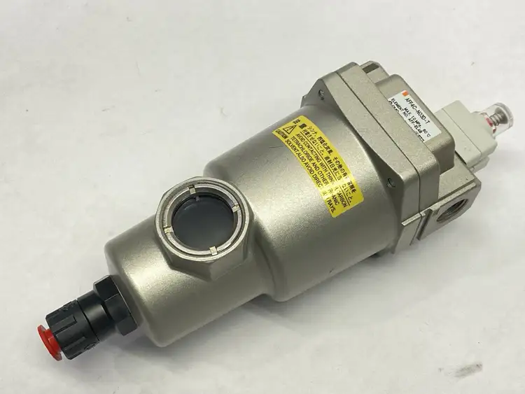 Used SMC Pneumatic Main Line Filter 3/8" NPT Filters Michigan US | Maverick Industrial Sales #1391668