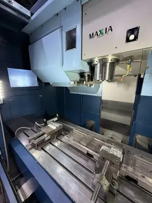 Used 2016 MATSUURA VX-1500 Vertical Machining Centers Quebec CA | Aucto #1307345