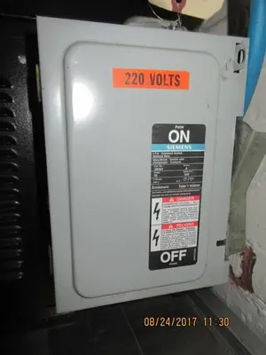 1975-300 JOYAL MDL. L1G-5 5KVA BUTT WELDER WITH JOYAL MICRO PROCESSOR WELDING CONTROL