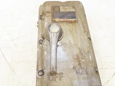 Square D H-100-XFA Explosion Proof Circuit Breaker Switch Enclosure 100A 600VAC
