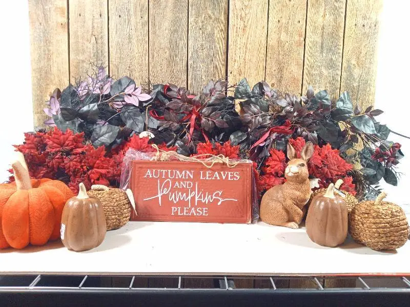 Wreaths & Fall Decor