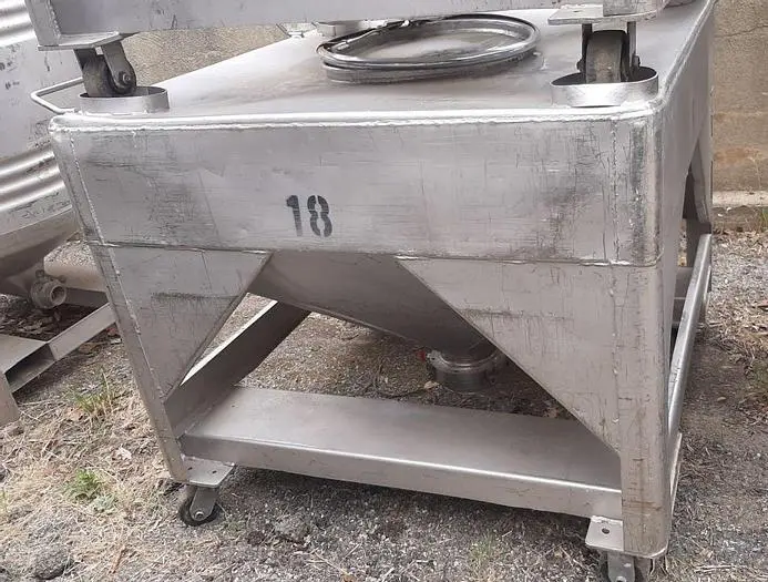 Used FLO-BIN _UNKNOWN_ Bins California US | Machinery & Equipment #139634