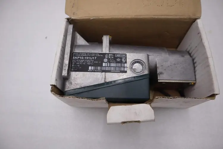 Used _UNKNOWN_ _UNKNOWN_ Electric Motor Driven Actuators Pennsylvania US | Global Equipment International, LLC #449078