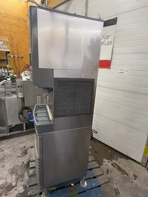Follett 50CI425A-L Symphony Air Cooled Ice Maker and Water Dispenser Refurbished
