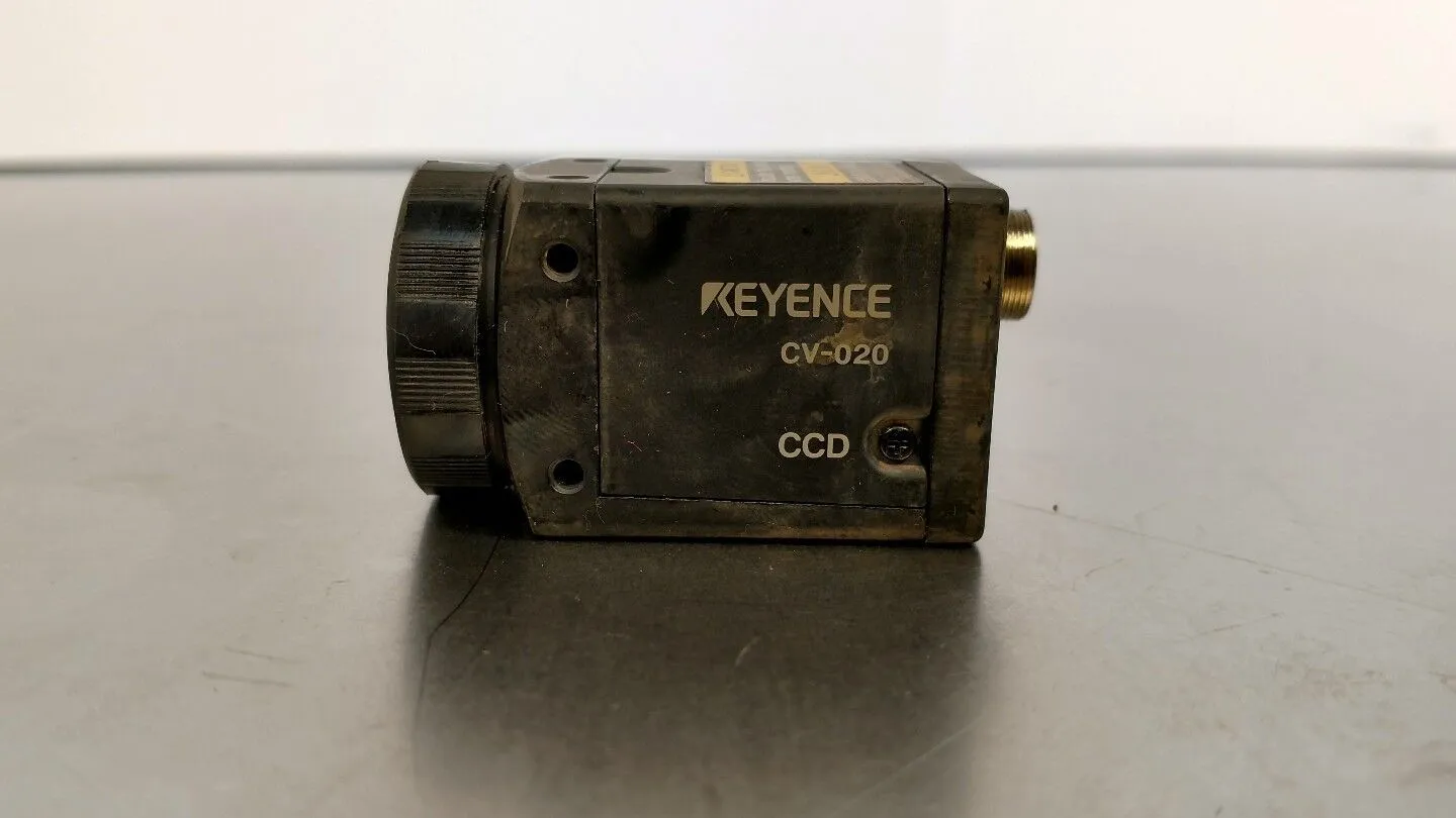 Keyence CV-020 Industrial Inspection CCD Camera. 5E-5/2