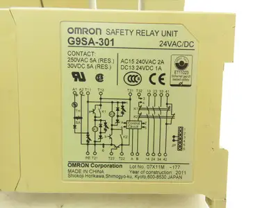 Omron STI G9SA-301 Dual Channel Safety Relay Unit 24VAC/DC Lot of 6