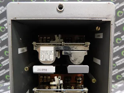 Fuji Electric DRTSA1PB Time Limiting Relay 15-180s Type DQBA2 DRKHB1HB Used