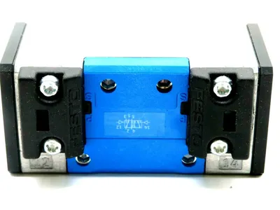 NEW FESTO J-5/2-D-1-C PNEUMATIC VALVE J52D1C