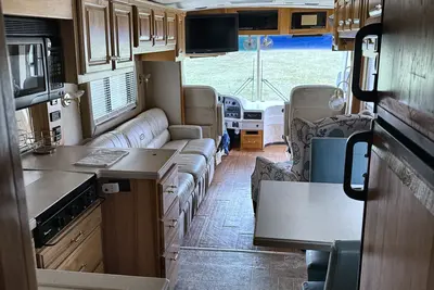 Used 2002 AIRSTREAM LAND YACHT XL396 Campers, Caravans, Motorhomes Kentucky US | Proxy Equipment #1385122