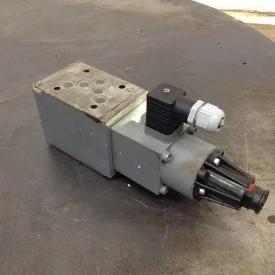 USED MANNESMANN REXROTH 4WRE10EA641224Z4M468