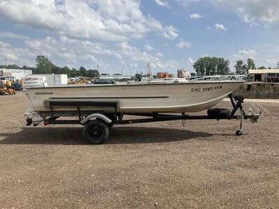 USED 1972 STARCRAFT MARINER
